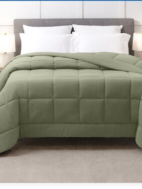 Below Zero Cooling Comforter - Light Green